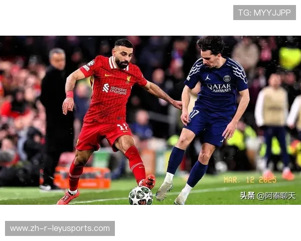 利物浦边路加速甩开防守，萨拉赫劲射偏出
